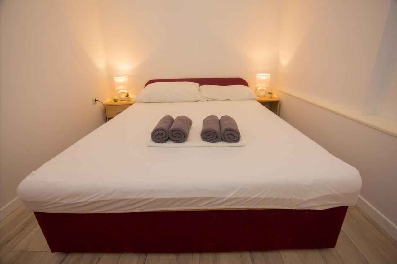 Apartments Buba Спліт Екстер'єр фото